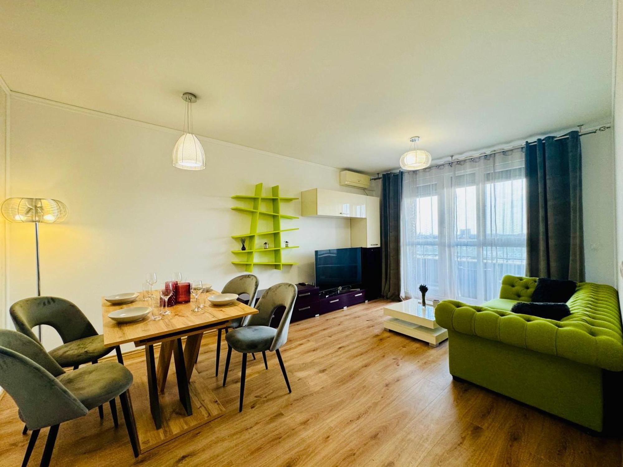 Joy Forest 84 Apartament *